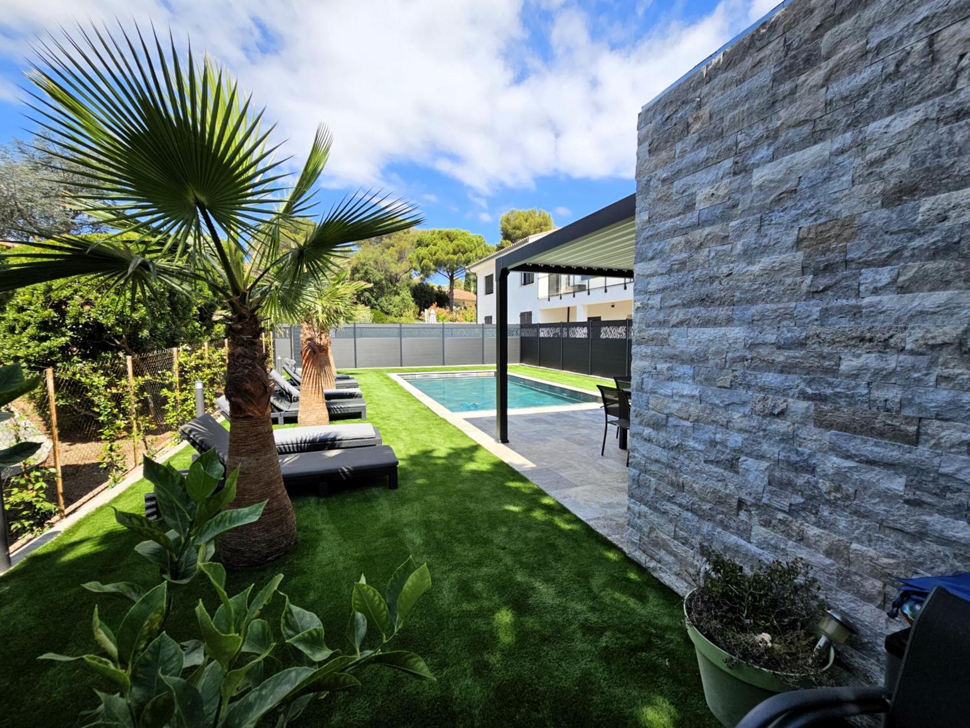 Etoile Du Berger Saint Aygulf 3 Villas Et 4 Appartements Jardin Individuel Et Piscine Chauffee En Saison - La Mer Et Les Plages 450 M 外观 照片