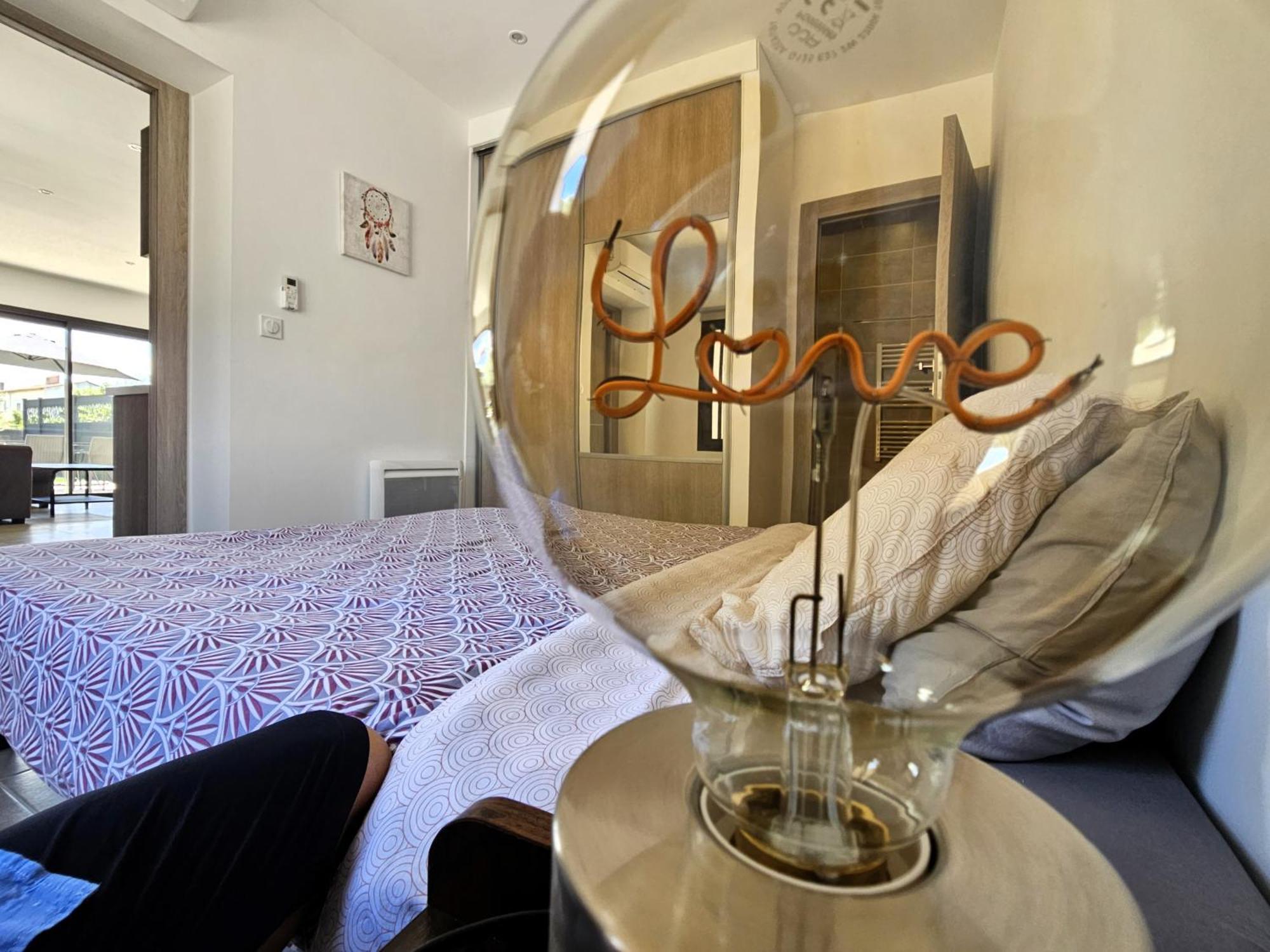 Etoile Du Berger Saint Aygulf 3 Villas Et 4 Appartements Jardin Individuel Et Piscine Chauffee En Saison - La Mer Et Les Plages 450 M 外观 照片
