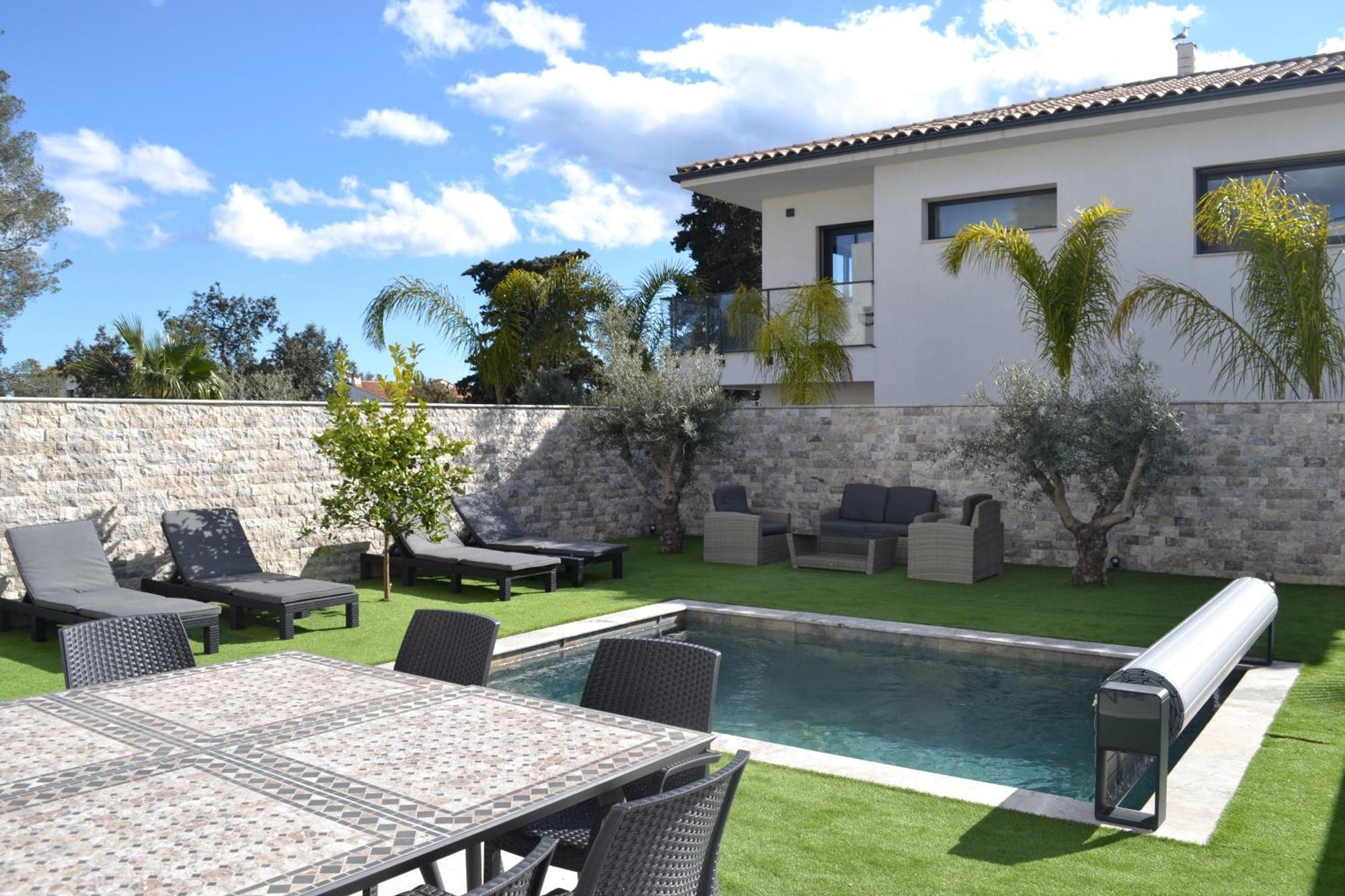 Etoile Du Berger Saint Aygulf 3 Villas Et 4 Appartements Jardin Individuel Et Piscine Chauffee En Saison - La Mer Et Les Plages 450 M 外观 照片