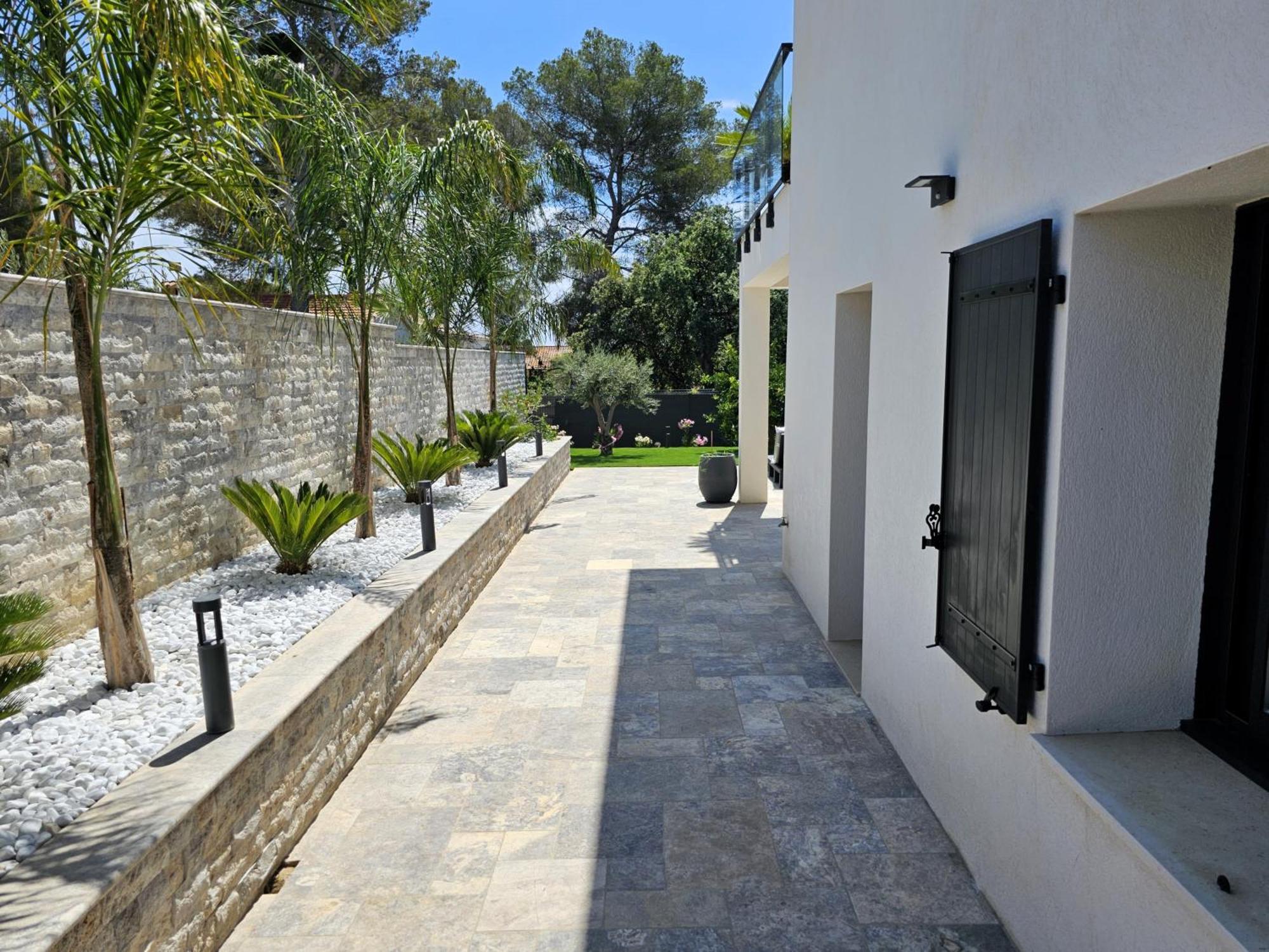 Etoile Du Berger Saint Aygulf 3 Villas Et 4 Appartements Jardin Individuel Et Piscine Chauffee En Saison - La Mer Et Les Plages 450 M 外观 照片